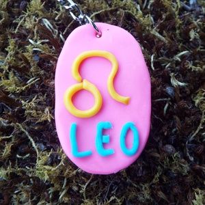 Zodiac key chain- Leo (personalized)